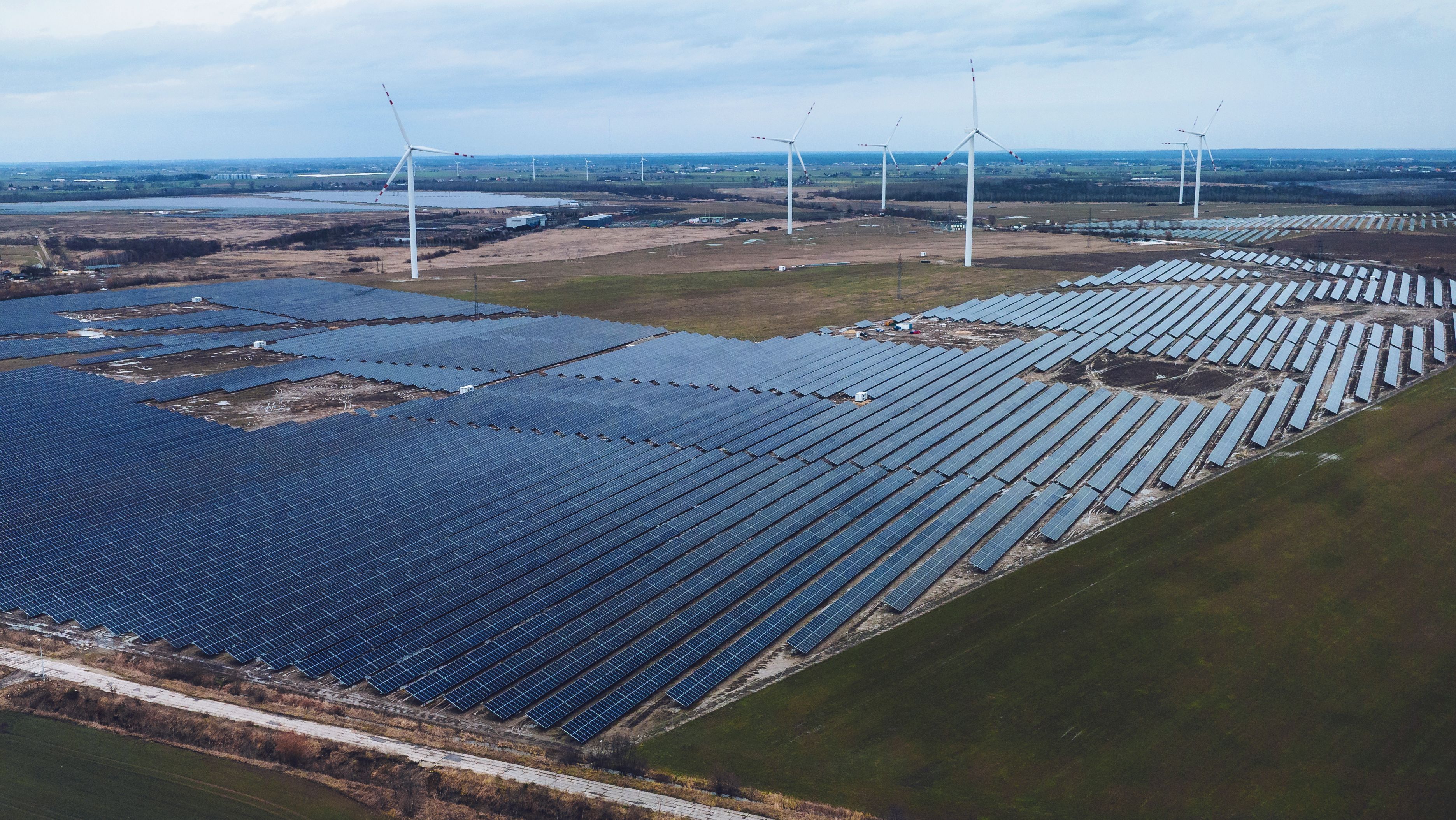 Enea kupiła od PAD RES farmę fotowoltaiczną o mocy 35 MW zlokalizowaną  w Wielkopolsce-article-main-image
